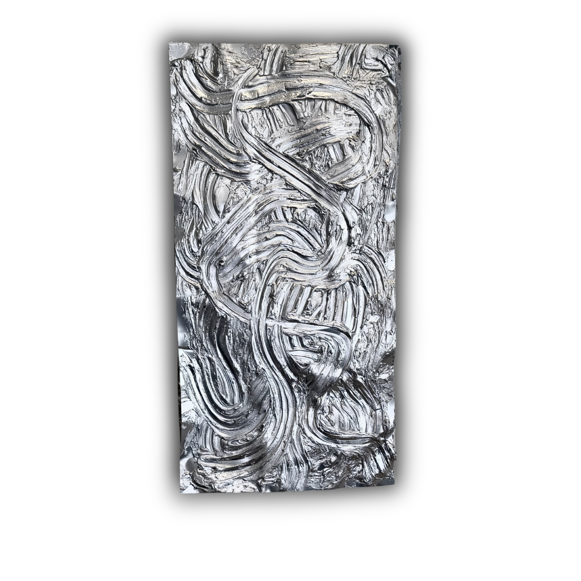 Håndlavet abstrakt vægkunst på lærred med skulpturelle organiske former og sølvfarvet finish. Canyon – River Veins No. 01 måler 100 × 50 cm.