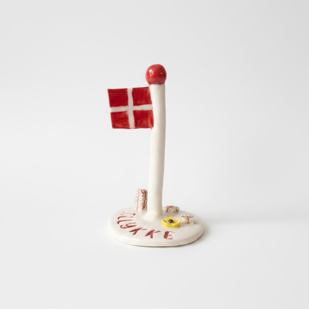 Dansk keramikflag med fine håndlavede detaljer