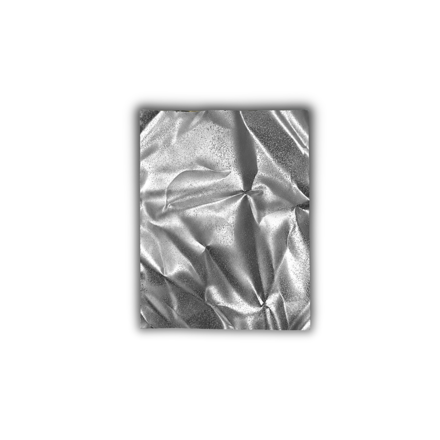 Skulpturelt vægværk i aluminium med håndformede folder, levende teksturer og et moderne, minimalistisk udtryk.